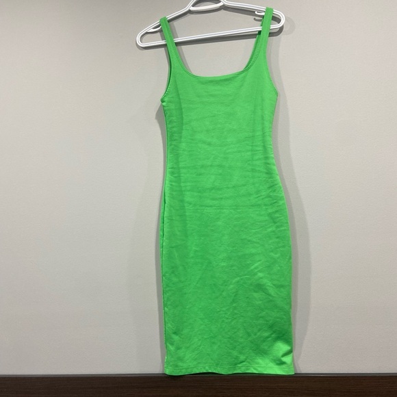 NWOT neon green midi dress - Picture 2 of 5
